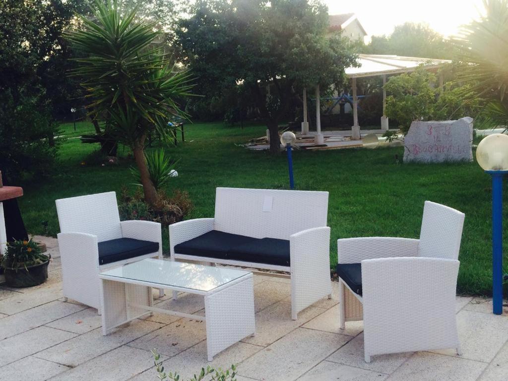 Il Bouganville Oristano Buitenkant foto