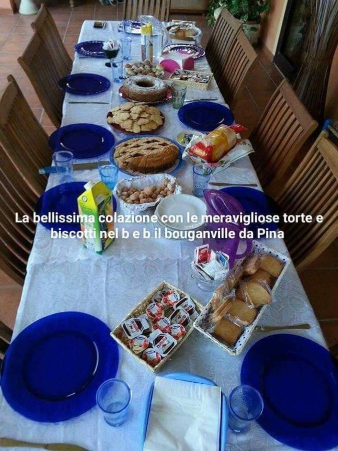 Il Bouganville Oristano Buitenkant foto