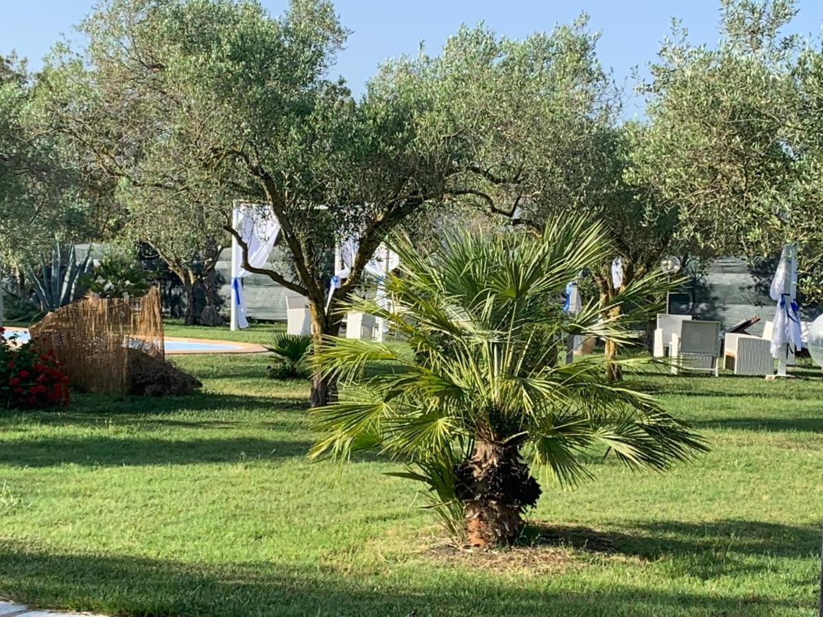 Il Bouganville Oristano Buitenkant foto